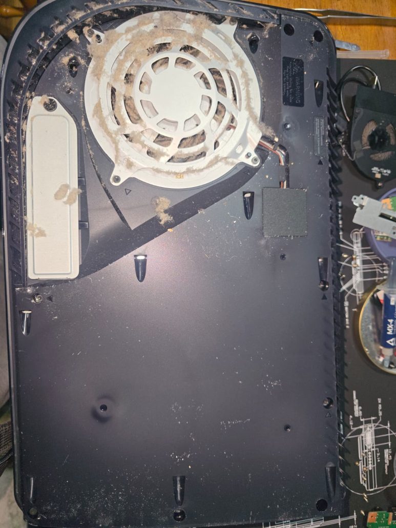 PS5 cleaning and liquid metal Cambridge